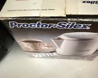 Proctor Silex Electric Whistling Kettle