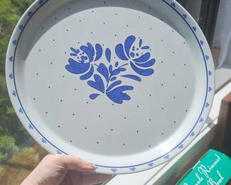 Pfaltzgraff Yorktowne Melamine Trays (Set of 2)