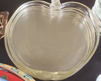 Hazel Atlas Orchard Ware Clear Glass Apple Shaped Plate Set