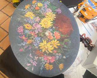 Vintage Floral Oval Hat Box