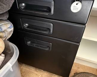 HON 3-Drawer Mobile File Cabinet