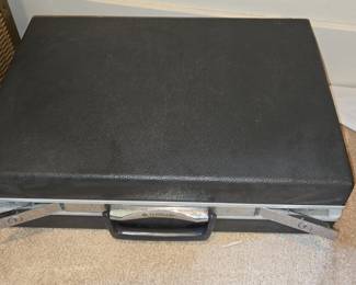 Samsonite Classic 100 Hardshell Briefcase