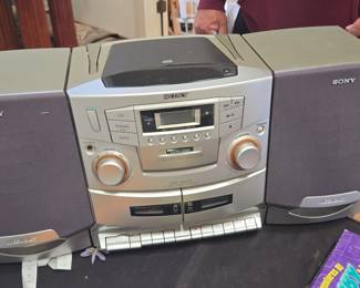 Sony CFD-ZW755 CD Radio Cassette-Corder Boombox