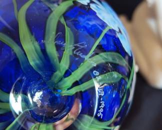 Signed Daniel Salazar Lumberg studios art Glass Paperweight with Swan and Floral Motif