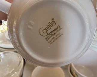 Corelle "Strawberry Sundae" Pattern Dinnerware Set