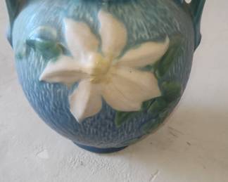 Roseville Pottery Clematis Vase, Shape 107-8