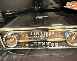 ION Audio Mustang LP 4-in-1 Vinyl Record Player/Turntable with AM/FM Radio