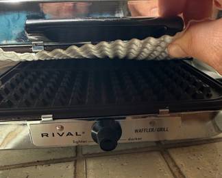 Rival "Griddle 'n' Grill" Waffle Maker and Grill