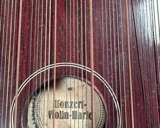 Konzer-Violin-Marie Zither