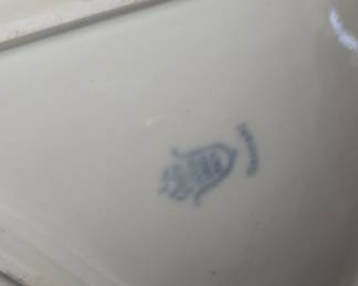 Porcelain Figurine of a Nude Woman - Gerold & Co.