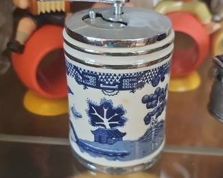 Olde Thompson "Blue Willow" Style Pepper Mill