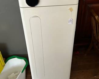 Hey Abby, automated hydroponic grow box