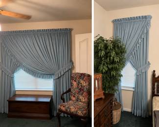 Bedroom 2  Vintage Romantic Cottage Ruffle Curtain Set  1980s1990s Style