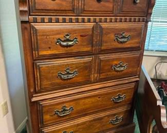 Rustic Chest of Drawers
