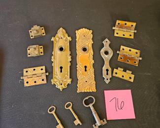 Item #76 Asst Door Hardware & Keys $30
