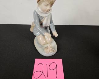 Item #219 Zaphir Figurine $15