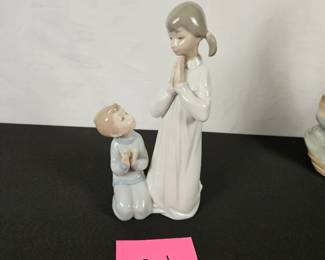 Item #221 Lladro Praying Boy and Girl $30