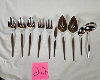 Item #212 Stainless Oneida Community Serveware $20
