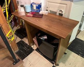 Rolling Desk 