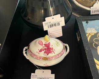 Herend Chinese Bouquet Raspberry Dish, Martha Appleleaf Pottery Vase 