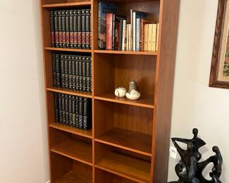 Bookshelf, Books 
