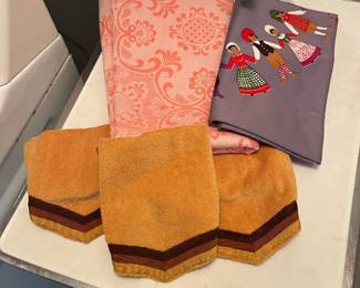 Hand Towels 