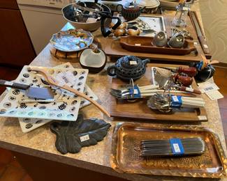 Trays 