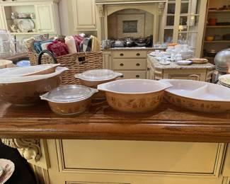 Early American by Pyrex