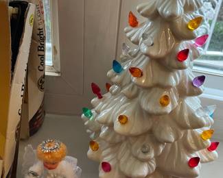 Vintage Ceramic Light-Up Christmas Tree