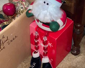 Avon Santa Shelf Sitter W/ Light-Up Legs