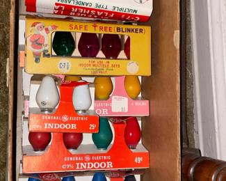 Vintage Christmas Light Bulbs In FABULOUS Packages