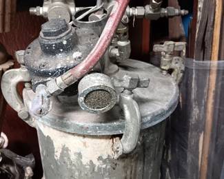 Binka Paint pressure pot