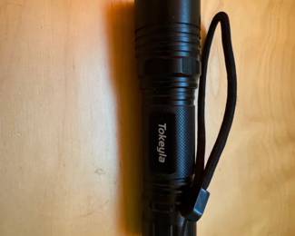 Tokeyla LED Flashlight