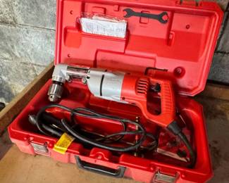 Milwaukee  Amp or Corded Heavy RightAngle Drill Kit