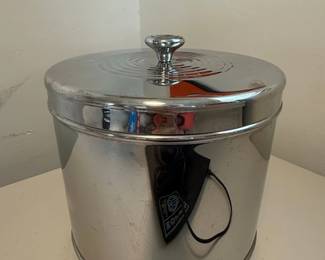 Vintage Stainless Steel Ice Bucket with Lid and Concentric Ring Pattern
