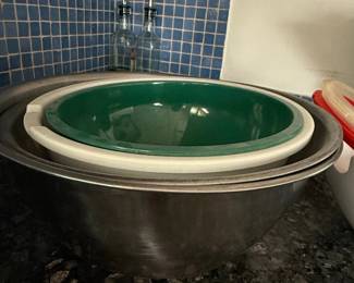 Vintage Pyrex Primary Green Mixing Bowls