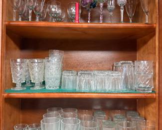 Kitchen: Glassware