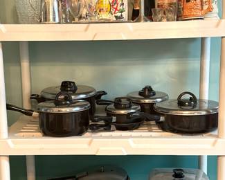 Kitchen: Vintage & Cookware