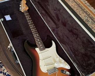 Fender Stratocaster Electric Guitar  Color Sunburst