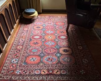 Antique Persian Serapi Carpet