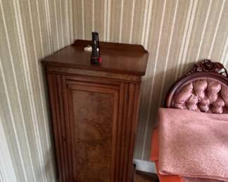 Victorian Walnut Burl Bedside Cabinet