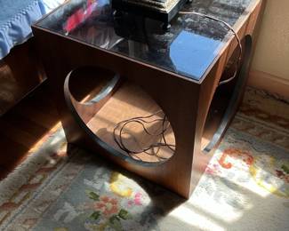Lane Walnut Cube End Table with Circle Motif and Smoked Glass Top