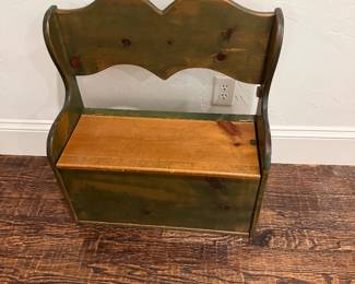 Child’s storage bench