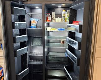 Jennaire refrigerator interior