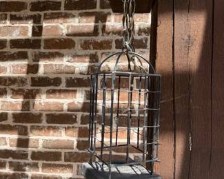 Bird cage