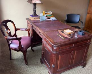 Double sided wood desk