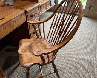 Chair to rolltop