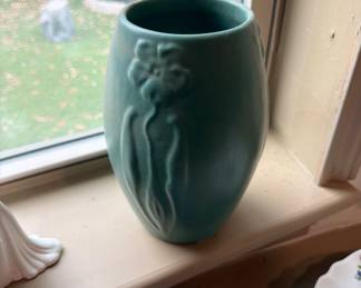 Zanesville 1900s green pot