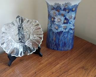 Kaiser porcelain vase