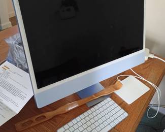 Newer Apple M4   I Mac 24"